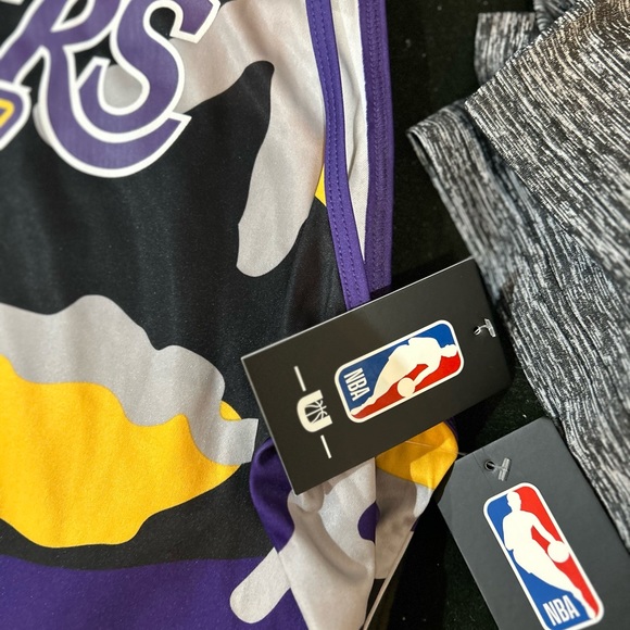 Lakers Jersey with Camo colors - Picture 2 of 5